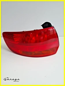 Bremslicht Rücklicht außen links links Audi A38P Sportback SW 2003 2013 - Bild 1 von 4