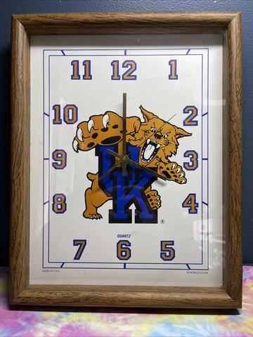 WORKING University of Kentucky Wildcats Vintage World Clock!  RARE Made in USA! Cover