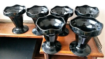 6 DE COLECCIÓN RETRO FRANCÉS LUMINARC JET VIDRIO NEGRO FESTONEADO HELADO HELADO PLATO Foto 1 de 3