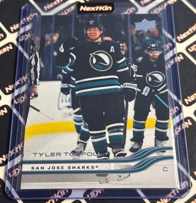 Tyler Toffoli Celebration Variations 1:2000 140-SSP 2025-26 Upper Deck Series 1 - Image 1 of 2