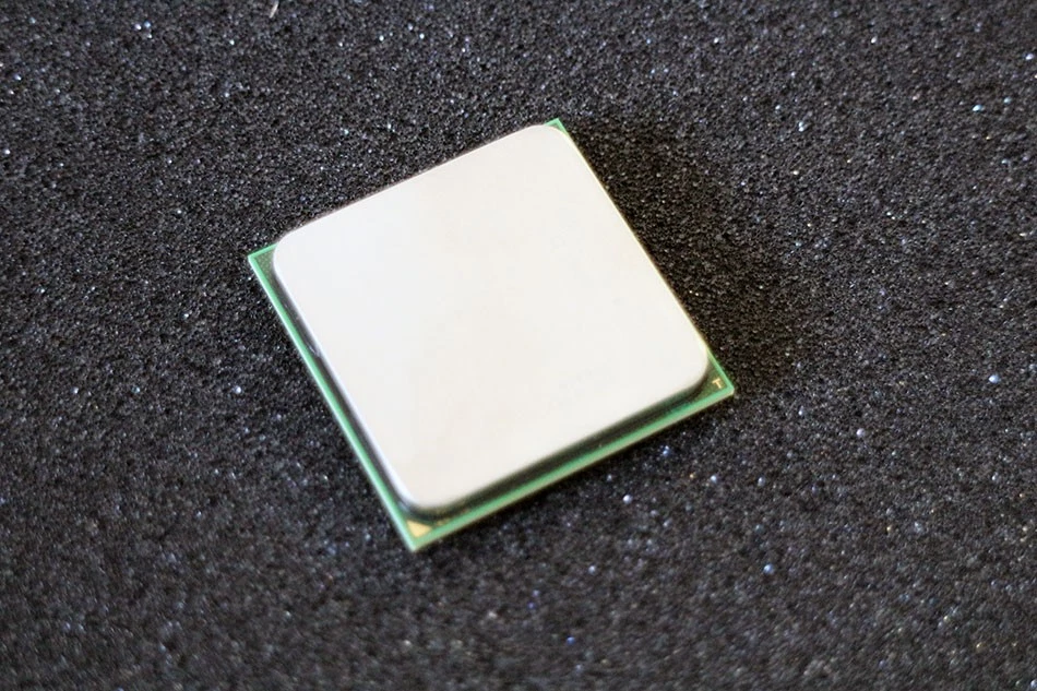 AMD Phenom II X3 B75 HDXB75WFK3DGM 3GHz Socket AM2+ AM3 Tripple Core CPU - Imagen 1 de 1