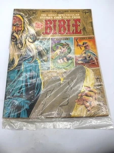 DC Comics Las historias más espectaculares jamás contadas - La Biblia C-36 de gran tamaño 1975 - Imagen 1 de 2