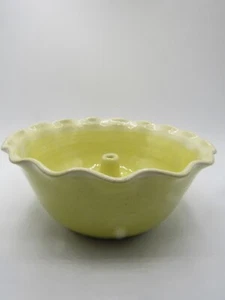 John Garrou Studio Art Pottery, Black Mt N.C. apple baker 6" diameter ruffled - Picture 1 of 7
