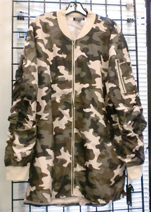 Elwood Mens Lightweight Zipper front Camouflage Extended Bomber Jacket - Picture 1 of 3