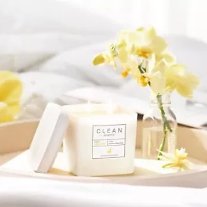CLEAN Reserve 'Fresh Linens' Candle - 8oz - Picture 1 of 3