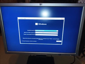 HP LP2465, 24 Zoll Monitor, 2x DVI, 1920 x 1200 LCD 5Ms 1000:1 EF224A, Privot N3 - Photo 1/5