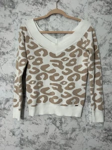 Guess Women Animal Print Sweater Top Long Sleeve Sz L EUC - Picture 1 of 7