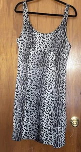 The Limited Dress Women’s 12 Black Gray Animal Print Silk Classic Elegant - Picture 1 of 8