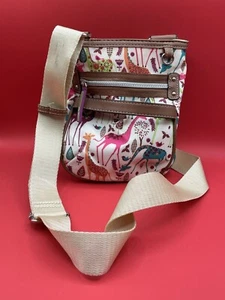 Lily Bloom Crossbody Bag Purse GIRAFFES 🦒 Adjustable Strap - Picture 1 of 11