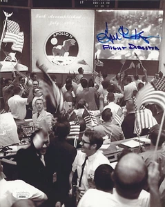 Eugene Kranz NASA Flight Director REAL hand SIGNED Photo JSA COA Apollo 11 - Picture 1 of 2
