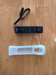 Official Wii Remote BLACK Nintendo Motion Plus Inside 👾 Wii U OEM Controller - Picture 1 of 2