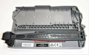 TRAXXAS 4TEC 2.0 Chassis with Battery Hold Down / Bracket - Picture 1 of 3