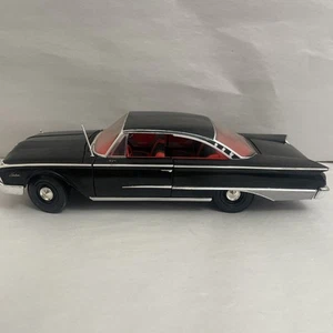 Ertl American Muscle 1960 Ford Starliner Custom 1:18 Scale Diecast Model Car - Picture 1 of 14
