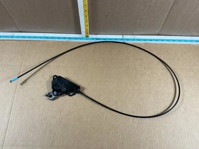 Actuador de cierre de cerradura de puerta trasera derecha Toyota Sienna 2011-2019 OEM Foto 1 de 4