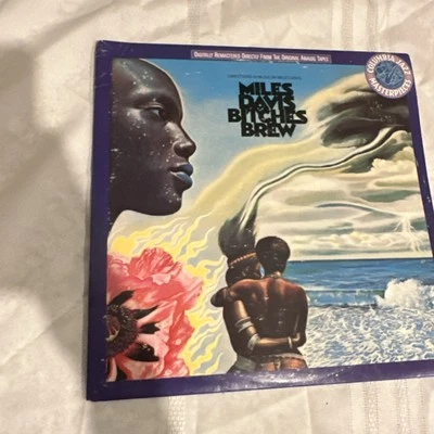MILES DAVIS BITCHES BREW 2LP COLUMBIA J2C 40577 DIGITAL REMASTER JAZZ FUSION VG+ - Image 1 of 4