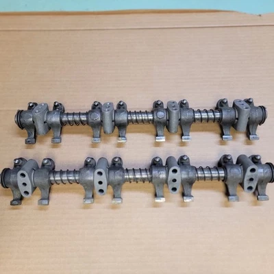 1956 FORD THUNDERBIRD / Ford Y Nice 312 BLOCK ROCKER ARM ASSEMBLIES  Foto 1 de 4