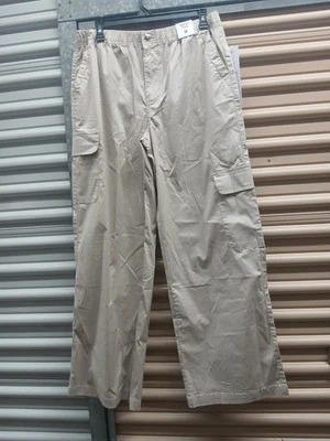 Celebrity Pink Wide Leg Cargo Pants Beige Women's Size Large NWT  - Image 1 of 4