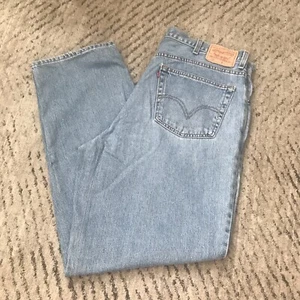 Levis Men's 560 Comfort Fit Jeans Size  40W 32L - Picture 1 of 10