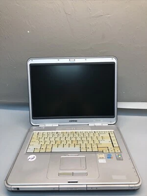 Compaq Presario 15.6” R3000 Black Laptop READ - Image 1 of 4