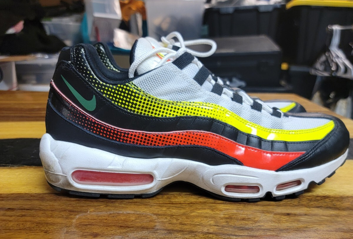 Nike Air Max 95 SE Neon Collection | eBay Nike Air Max 95 SE Neon Collection | eBay