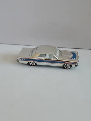 Hot Wheels Target Super Chromes 10 Car Tin Set Exclusive '65 Pontiac GTO - Image 1 of 4