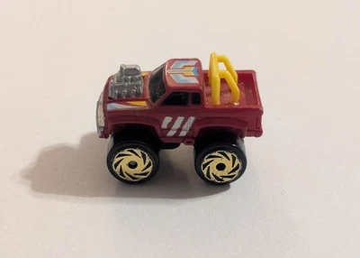 Camión rojo Road Champs Micro Machines 1987 de colección - mini vehículo de juguete de plástico de los años 80 Foto 1 de 4