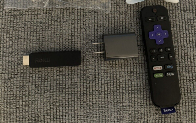 Roku Streaming Stick HD Wi-Fi 3800RW 