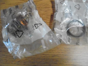 Peugeot / Citroen TUD3 und TUD5 Motorkühlung Thermostat und Dichtung - Bild 1 von 2