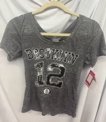 NBA Brooklyn Nets Women's T-Shirt Size Medium Gray - Image 1 of 4