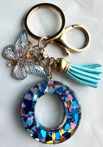 O Initial Keychain With Butterfly And Tassel *NEW IN ORIGINAL BOX* - Picture 1 of 2