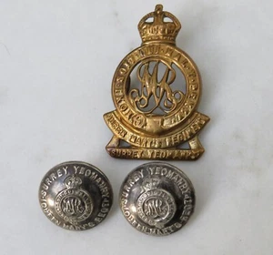 Pair of Silvered Queen Mary's Regiment Surrey Yeomanry Buttons & Cap Badge - Picture 1 of 5