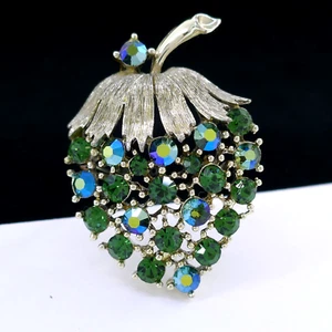 VINTAGE 60'S LISNER AURORA BOREALIS GREEN BLUE RHINESTONE STRAWBERRY PIN BROOCH - Picture 1 of 3