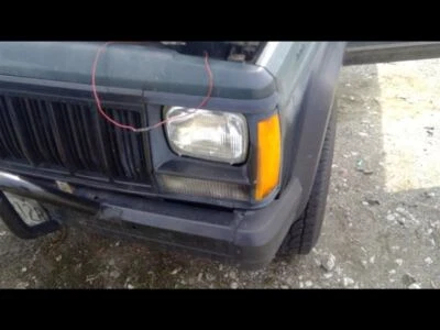 Marcador lateral de esquina/luz de estacionamiento del conductor junto al faro compatible con 84-96 CHEROKEE 385873 Foto 1 de 4