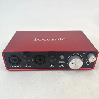 Focusrite Scarlett 2i2 2nd Gen USB Audio Interface Red - Image 1 of 4