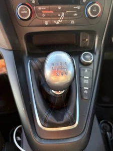 Ford MK3 Focus RS Hatch 5 Door 2016-2018 Blue Stich Gearstick Gaiter & Knob 6Spd - Picture 1 of 5