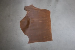 Small Scrap Embossed Grass Cloth Leather Hide Brown Leathercraft DIY #0529 - Picture 1 of 2