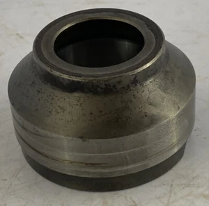 Suzuki QuadMaster VINSON 00 01 02 03 04 05 06 07 FIXED DRIVE SPACER LH - Picture 1 of 4