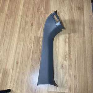 2009-2015 HONDA PILOT REAR TAILGATE HATCH DOOR RIGHT UPPER TRIM COVER PANEL GRAY - Picture 1 of 3
