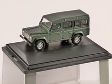 LAND ROVER DEFENDER in Green - 1/76 scale model OXFORD DIECAST
