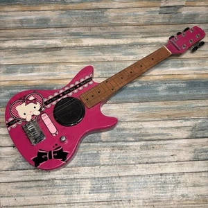 Hello Kitty Electric Guitar Built In Amp Speaker 2010 Sanrio 30" VGUC- FOR PARTS - Picture 1 of 16
