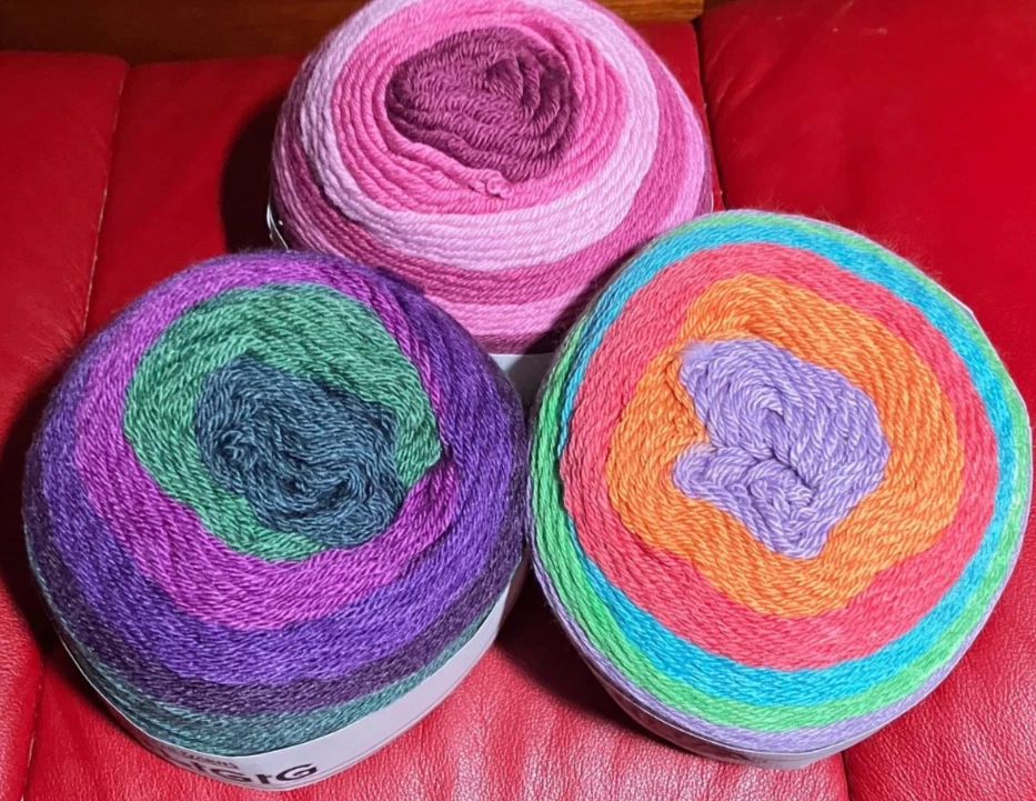 CLEARANCE  200g SK Cascade Yarns Whirligig    - choice of 3 colorways - Image 1 of 1