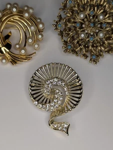 Vintage Abstract Floral Trifari Gold Tone Faux Pearl Crystal Pin Brooch Lot of 3 - Picture 1 of 13