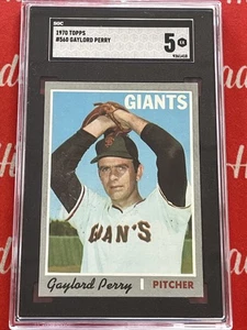 1970 Topps #560 Gaylord Perry Giants HOF SGC 5 EX - Picture 1 of 2