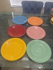 Vintage Fiestaware Dinner Plates (LOT OF 6) - Picture 1 of 6