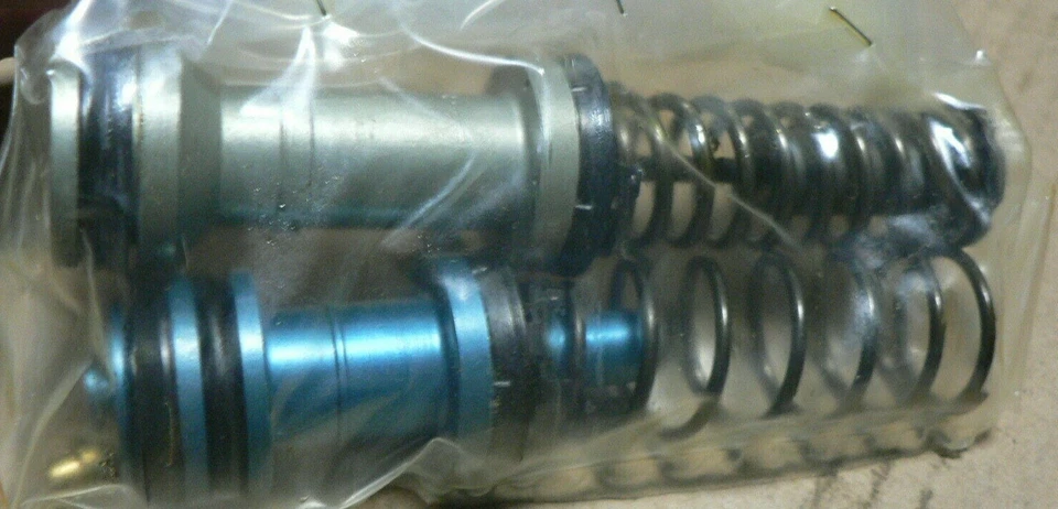 Ford Master Cylinder repair E0TZ2004A E0TZ-2004-A D7TZ2004-B F150 Truck 1985 - Image 1 of 1