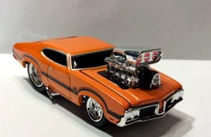 MUSCLE MACHINES 1970 OLDS 442 W30 1:64 DIECAST 70 OLDSMOBILE 442 - - Picture 1 of 4