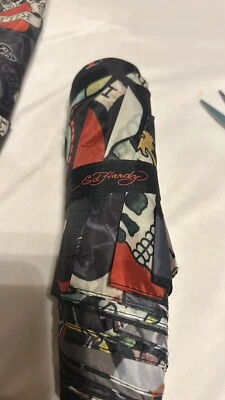 Paraguas compacto abierto automático Ed Hardy Love Kills Slowly negro calavera serpiente rosa nuevo con etiquetas Foto 1 de 4