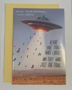 Hallmark Geburtstagskarte ~ Aliens-Schiff strahlt Sie für Ihren Geburtstag Musical - Bild 1 von 2