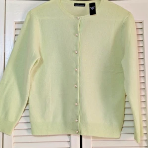 Moda International Cashmere Cardigan w/Pearl Buttons Very Light Purple Medium - Picture 1 of 6