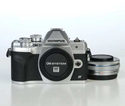 Olympus OM-D E-M10 Mark IV Kit, 14-42mm F3.5-5.6 Wie neu | Restgarantie bis 2027 - Bild 1 von 4